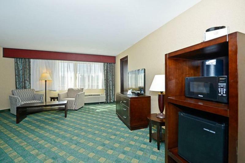 Causeway Bay Hotel 랜싱 외부 사진